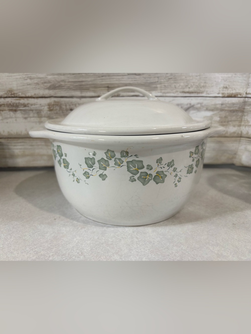 Vintage Corelle Coordinates CALLAWAY IVY casserole with lid